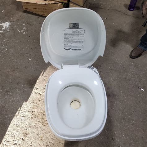 Thetford aqua magic 4 toilet replacement